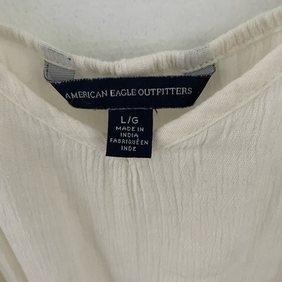 American Eagle Elegant Cream Lace Trim Women's Top - Picture 3 of 3